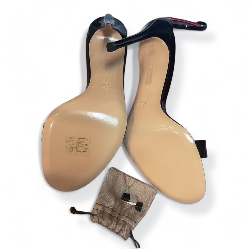 Gianvito Rossi Red Heart Heel Love Portofino 110 Black Patent IT 38 US 8 NWT - Picture 7 of 8